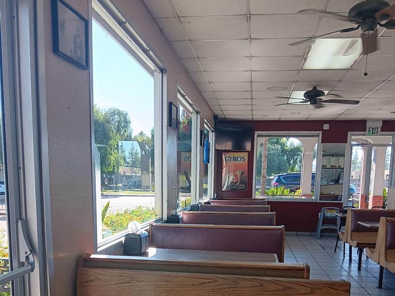 George Burgers interior